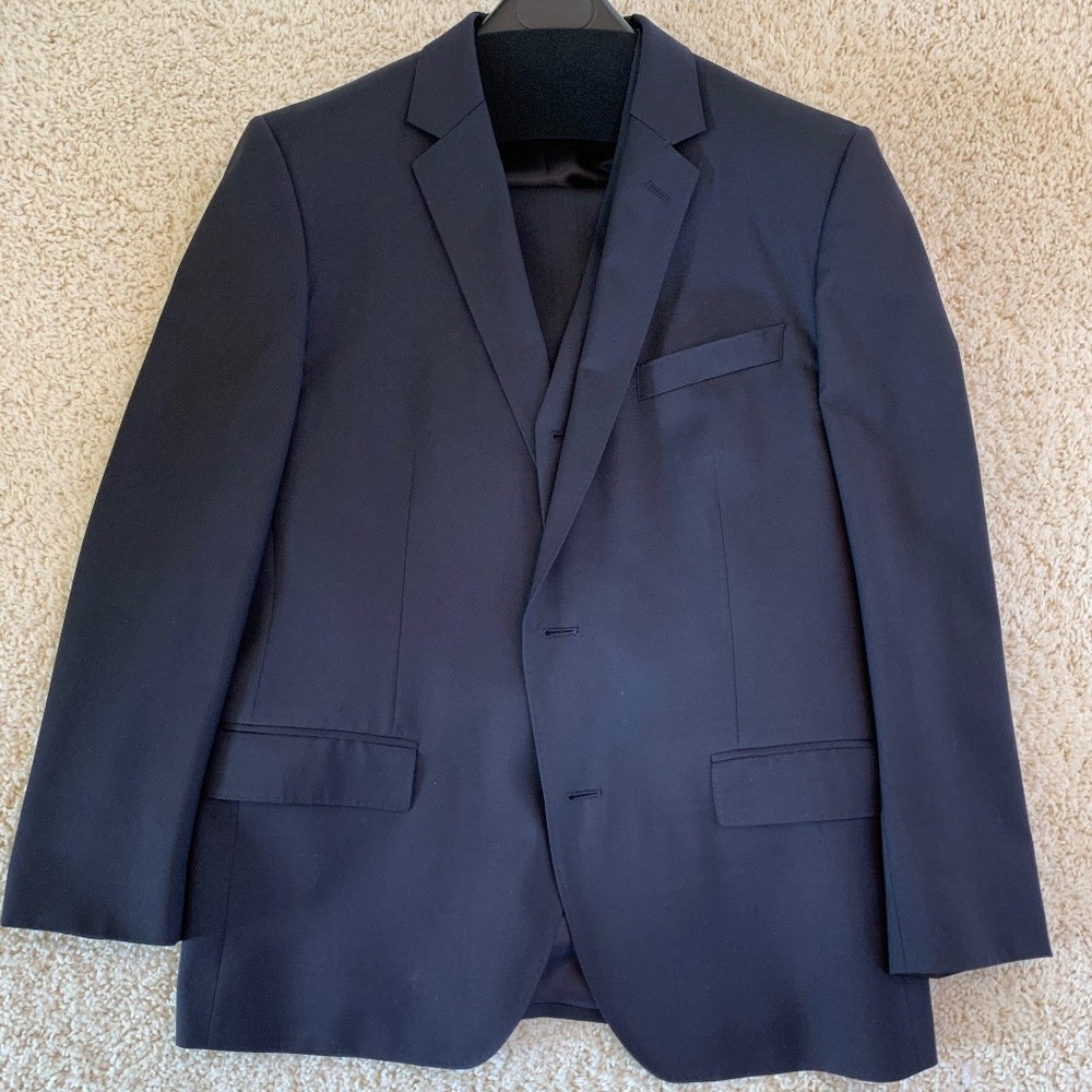 A Bonobos Dark Navy Pure Wool Three Piece Suit, Size 42 Short